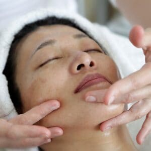 Holistic Facial